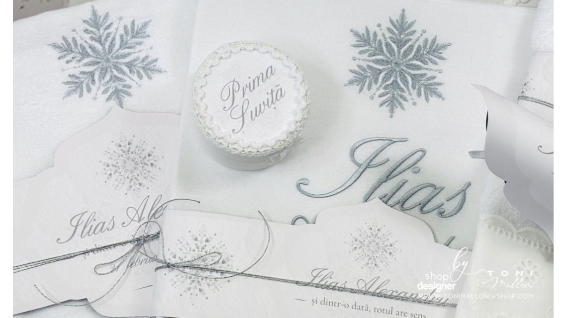 Trusou de botez alb cu gri si dantela bumbac brodata Fulg de Nea 11